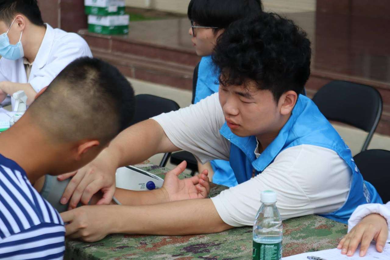 英国上市公司365